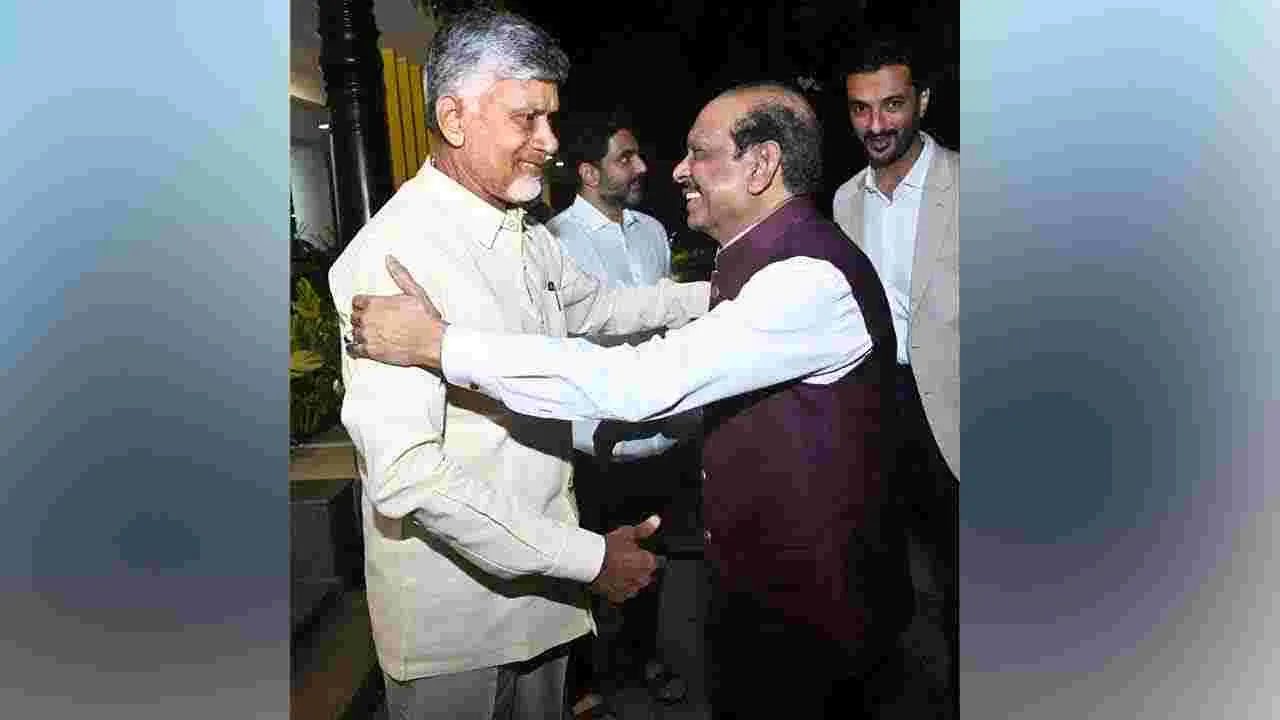 CM Chandrababu: సీఎం చంద్రబాబుతో యూఏఈ మంత్రి అబ్దుల్లా బిన్ భేటీ