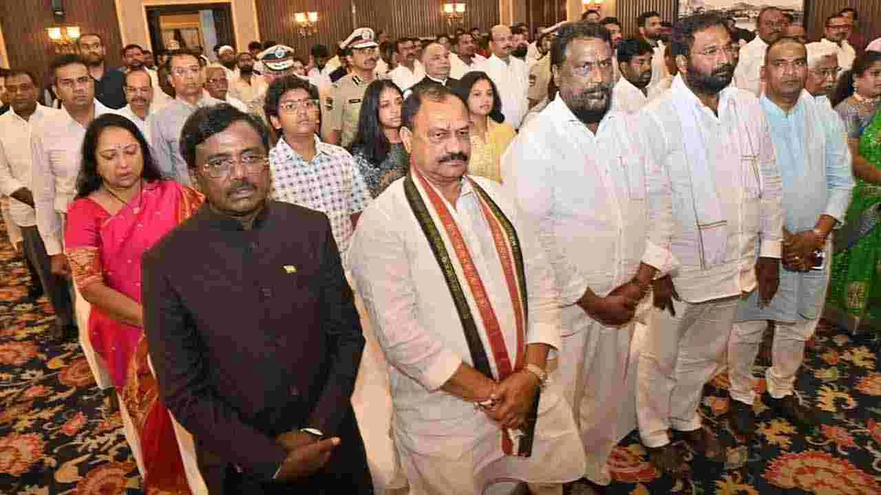 Telangana Cabinet Expansion: రాజ్భవన్లో నూతన మంత్రుల ప్రమాణ స్వీకారం