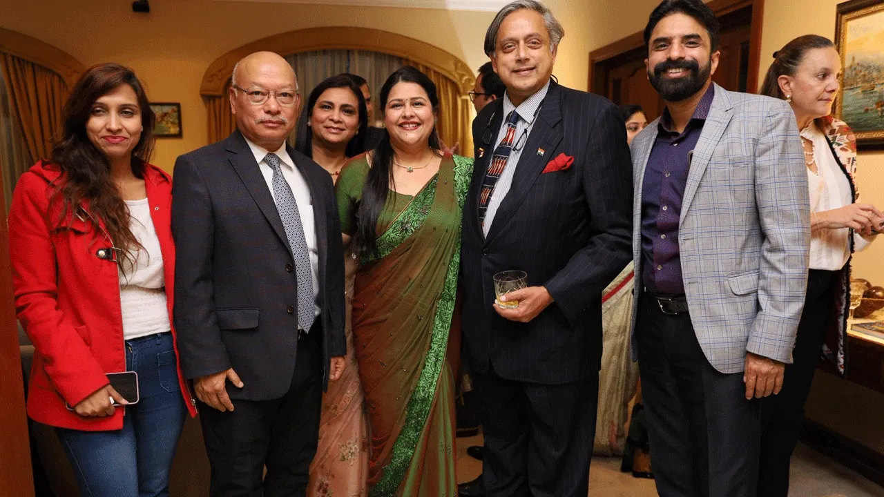 Shashi Tharoor team: విజయవంతంగా కొలంబియా పర్యటన ముగించుకున్న ఎంపీ శశిథరూర్ బృందం
