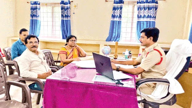 మరింత లోతుగా దర్యాప్తు