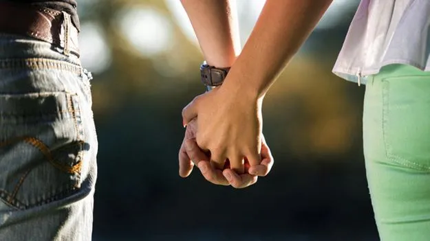Dating: డేటింగ్కు వెళ్లినందుకు చుక్కలు చూపించింది.. పోలీసులు కూడా ఆశ్చర్యపోయేలా ఏం చేసిందంటే..