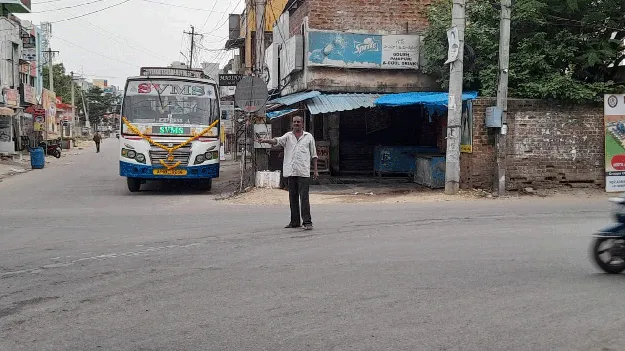 మందుబాబు ఆన్‌ డ్యూటీ!