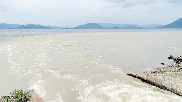 ఏలేరుకు గోదావరి జలాలు