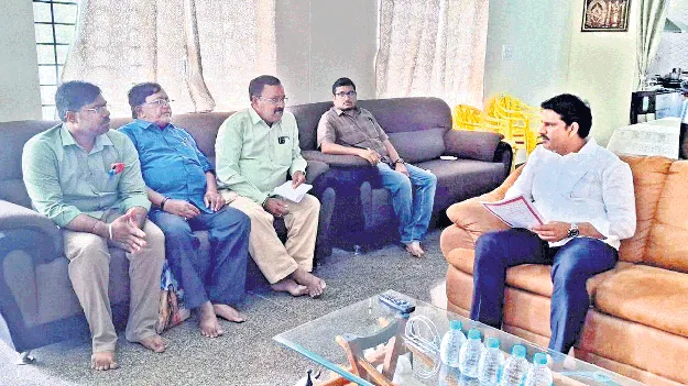 ఆయిల్‌ఫామ్‌ ఫ్యాక్టరీ ఏర్పాటు చేయండి