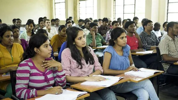 Degree Admissions: ఆన్‌లైన్‌, ఆఫ్‌లైన్‌లో డిగ్రీ దరఖాస్తులు
