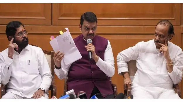 Maharashtra: మహాసర్కార్ సంచలన నిర్ణయం.. రెండు జీఆర్ల ఉపసంహరణ