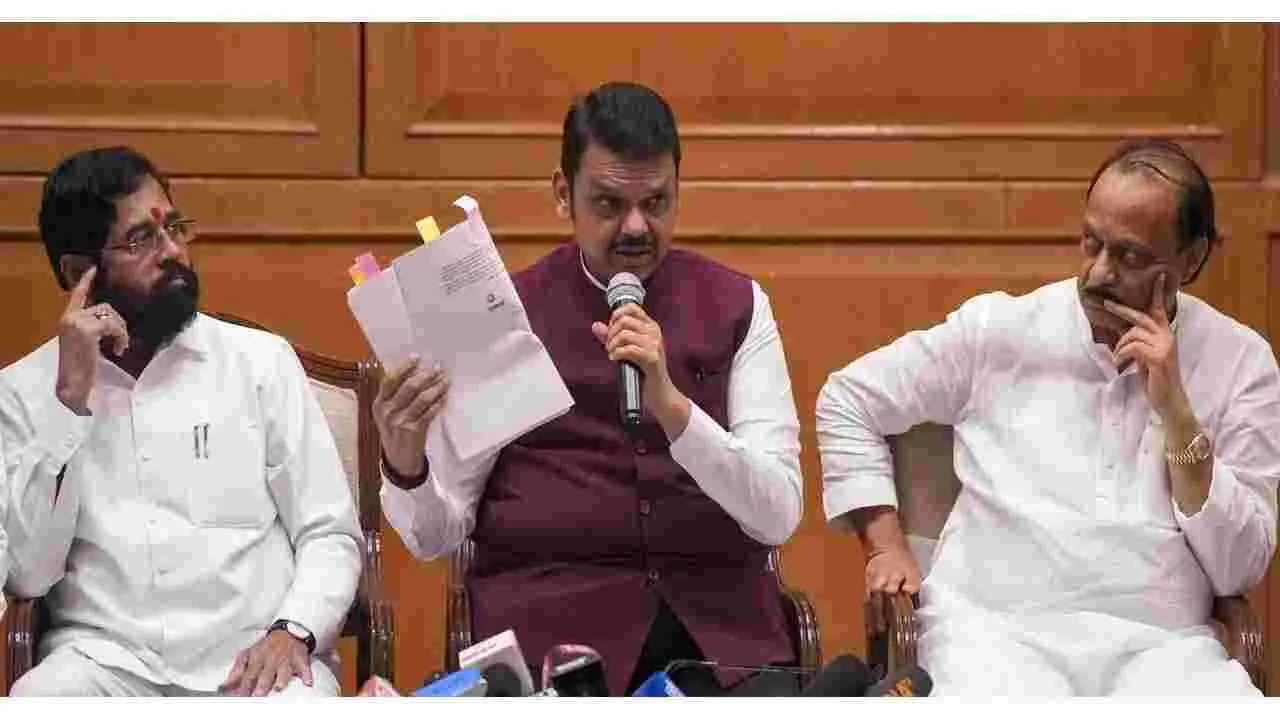 Maharashtra: మహాసర్కార్ సంచలన నిర్ణయం.. రెండు జీఆర్‌ల ఉపసంహరణ