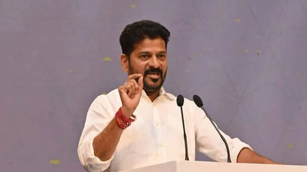 Revanth Reddy: నిర్ణయాలు మీరే తీసుకుని ఫైళ్లు మా వద్దకు తెస్తే ఎలా