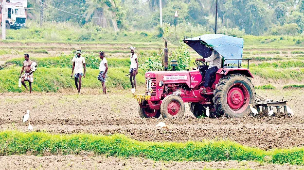 Kharif crops: పొలంబాట