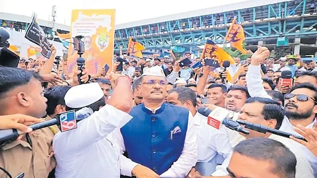 Minister Pratap Baburao: ప్రతిపక్షం నిరసన ర్యాలీలో మంత్రి