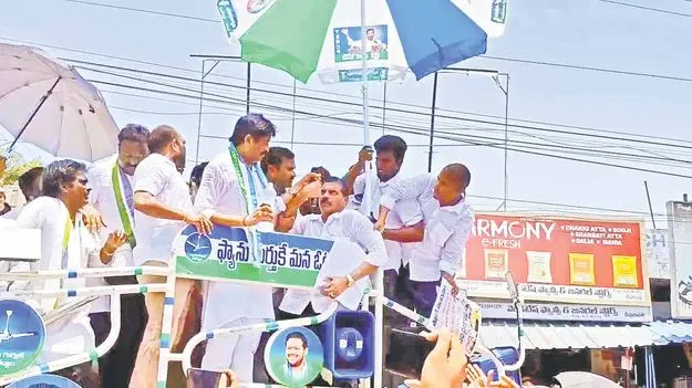 Botsa Satyanarayana: బొత్సకు తమ్మినేనికి అస్వస్థత