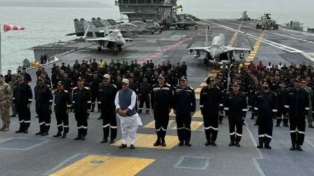 Indian Navy: నేవీ పూర్తి స్థాయిలో రంగంలోకి దిగితే పాక్‌ నాలుగు ముక్కలయ్యేది