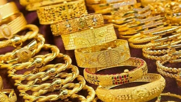 Gold and Silver Rates Today: స్థిరంగా బంగారం ధరలు.. ఈ రోజు బంగారం, వెండి ధరలు ఎలా ఉన్నాయంటే..