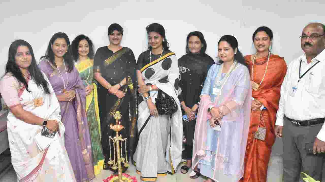FICCI మహిళా ఆధ్వర్యంలో జాబ్ మేళా.. 