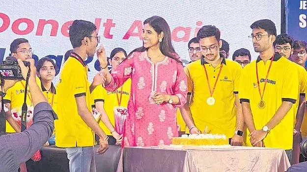 Sri Chaitanya Results: శ్రీచైతన్య విద్యార్థుల విజయభేరి