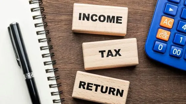 ITR Filing: పన్ను పెండింగ్ ఉందా.. ఐటీఆర్ ఫైలింగ్ డెడ్లైన్ ఇదే..