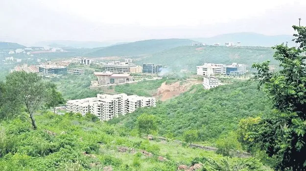 5 ఐటీ సంస్థలకు భూ కేటాయింపులు