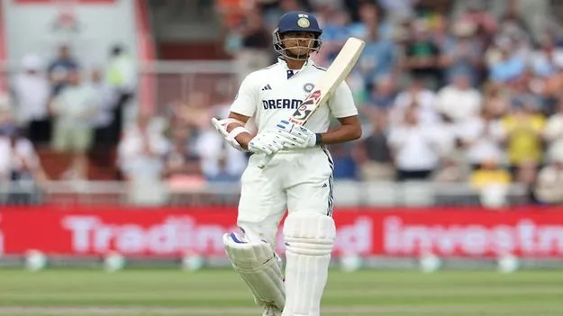 Ind vs Eng: నిలకడగా ఆడుతున్న భారత బ్యాటర్లు.. వంద దాటిన ఆధిక్యం..