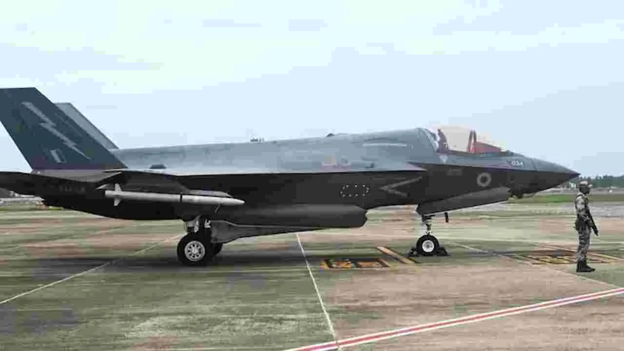 F-35B Jet: 22 రోజుల తర్వాత హ్యాంగర్‌కు తరలించిన ఎఫ్-35 ఫైటర్ జెట్
