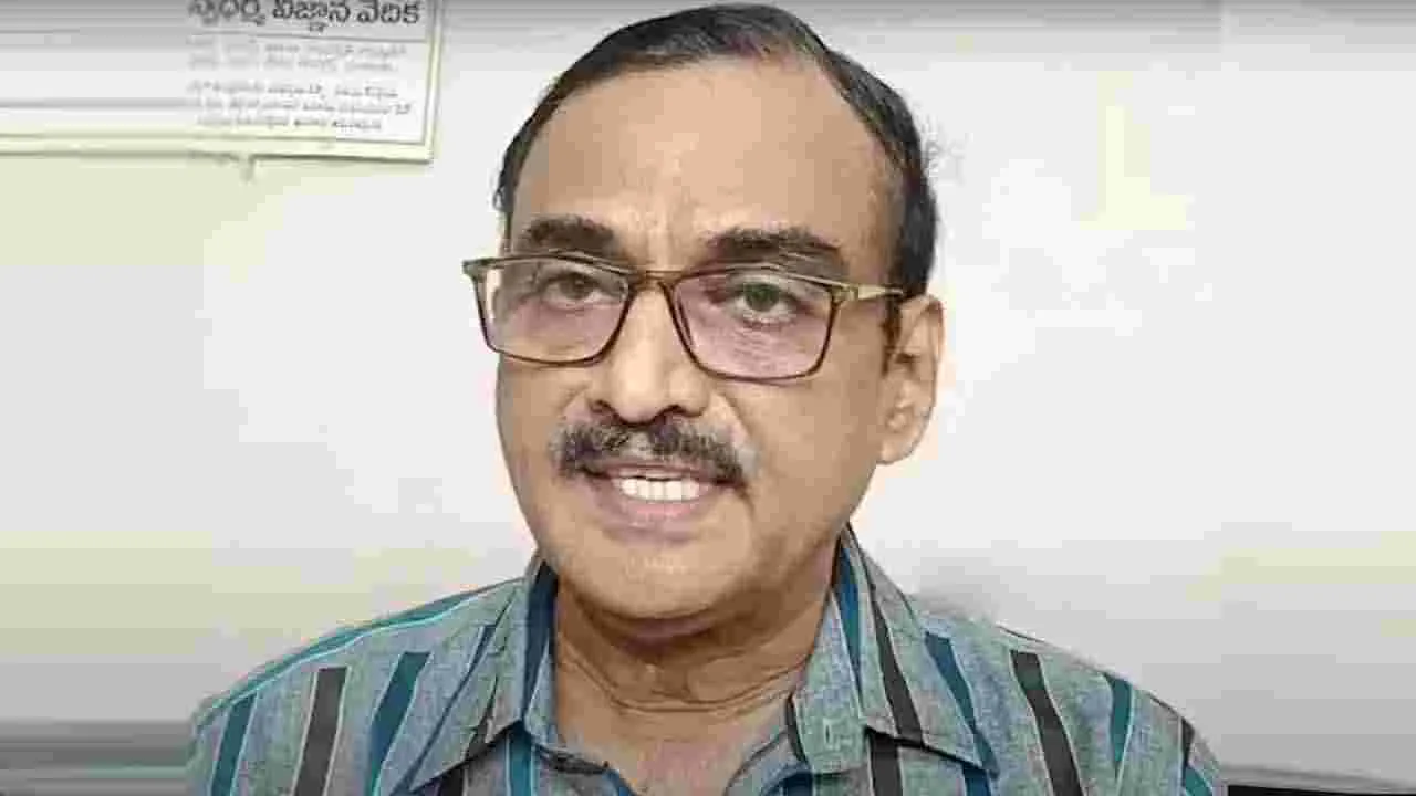 Krishnam raju: తుళ్లూరు పోలీసుల కస్టడీలోకి సీనియర్ జర్నలిస్ట్ కృష్ణంరాజు..