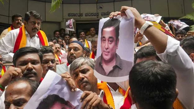 Kamal Hassan: కమల్ థగ్ లైఫ్‌ సినిమాపై నిషేధం.. కేఎఫ్‌సీసీ సంచలన నిర్ణయం