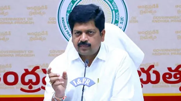 జగన్కు దిక్కుతోచకే విమర్శలు: కొల్లు రవీంద్ర