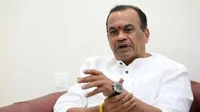 Minister Komatireddy VenkatReddy : రాష్ట్రంలో బీఆర్ఎస్ పార్టీ లేదు.. మంత్రి కోమటిరెడ్డి సంచలన వ్యాఖ్యలు