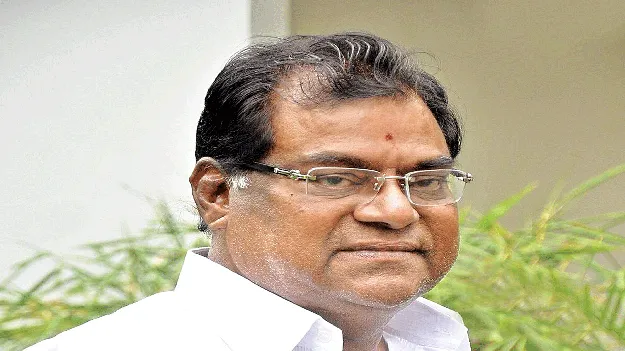 Fans are shocked by the death of Kota Srinivasa Rao కోట శ్రీనివాసరావు మృతితో  అభిమానుల దిగ్ర్భాంతి