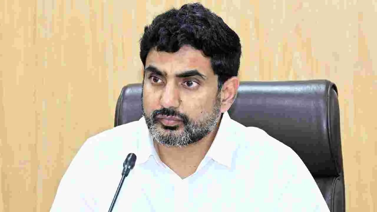 Nara Lokesh: విద్యావంతులు రాజకీయాల్లోకి వస్తేనే మార్పు సాధ్యం: లోకేష్‌