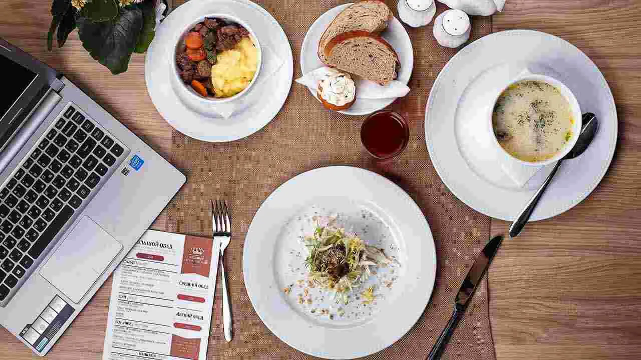 Quick Lunch Ideas: లంచ్ చేసుకోవడానికి టైం ఉండట్లేదా.. 5 ఫాస్ట్ రెసిపీ ఐడియాస్ మీకోసమే..