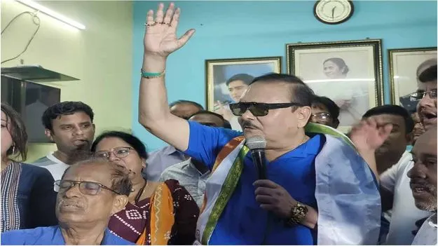 Kolkata Gangrape Case: కాలేజీకి వెళ్లకుండా ఉంటే అలా జరిగేది కాదు.. ఎమ్మెల్యే వ్యాఖ్యలపై షోకాజ్