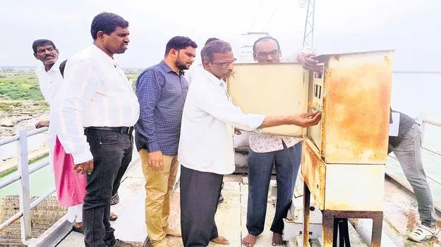  నిండుకుండలా జలాశయాలు 