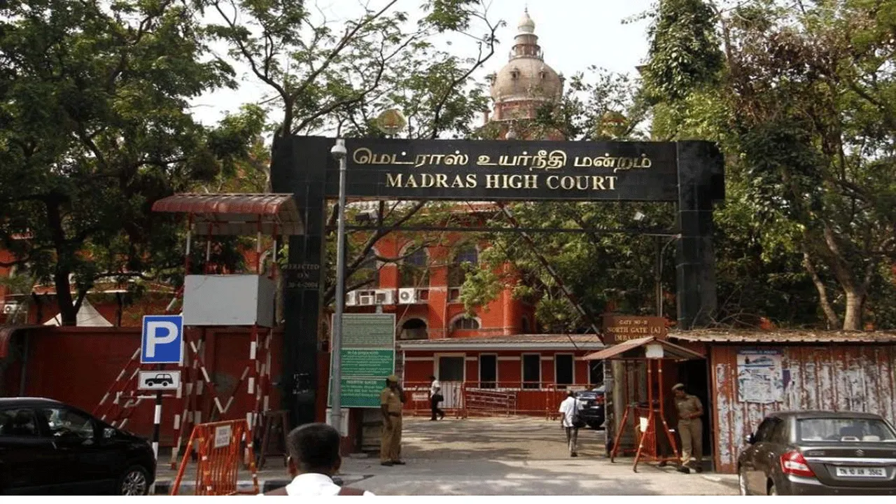 High court: హైకోర్టు ప్రశ్న.. ఐఏఎస్‌ అధికారి కోర్టు కంటే గొప్పవారా..