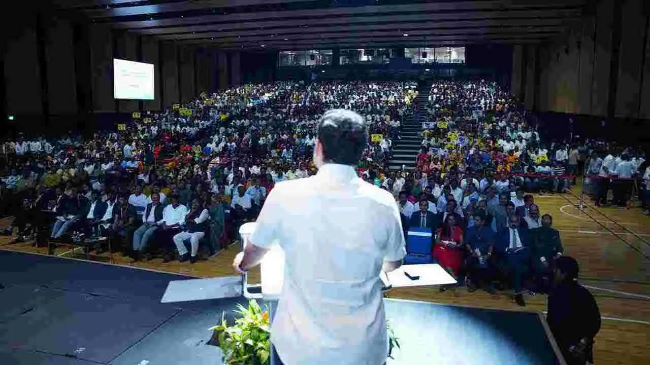 CM Chandrababu: సింగపూర్లో భారత హైకమిషనర్ శిల్పక్ అంబులేతో సీఎం చంద్రబాబు భేటీ