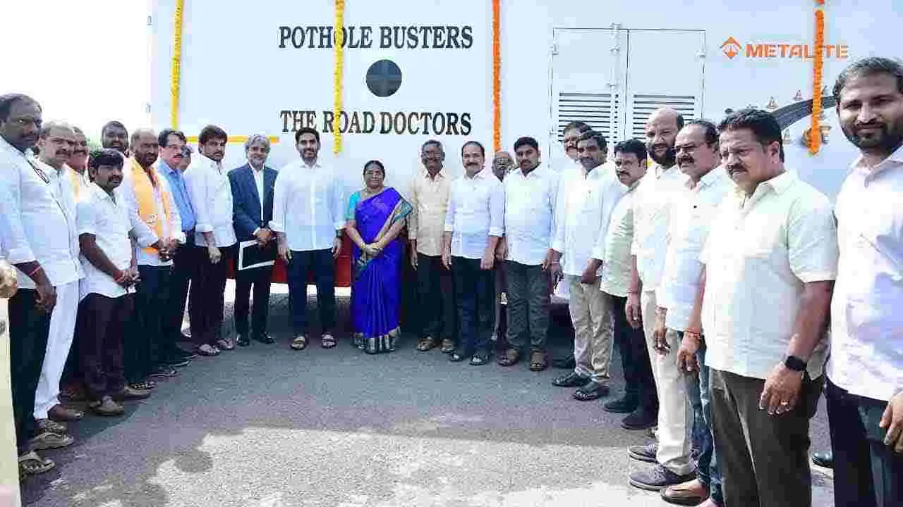 Minister Nara Lokesh: స్వచ్ఛతలో మంగళగిరిని నెంబర్ వన్గా తీర్చిదిద్దాలి