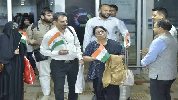 Operation Sindhu: ఇరాన్ నుంచి భారత్ చేరిన మరో 292 మంది
