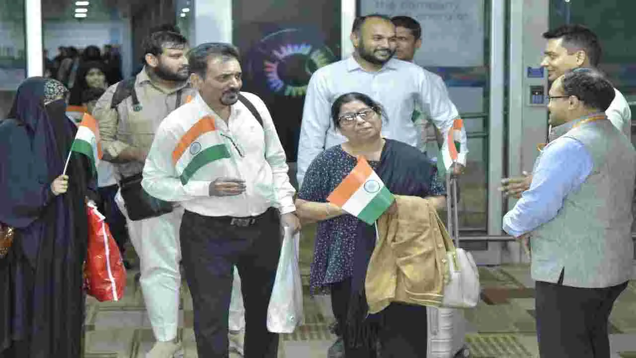 Operation Sindhu: ఇరాన్ నుంచి భారత్ చేరిన మరో 292 మంది