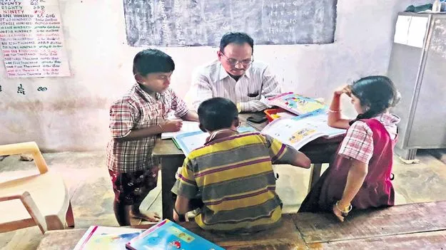  తరగతికొక్కరు.. ముచ్చటగా ముగ్గురు