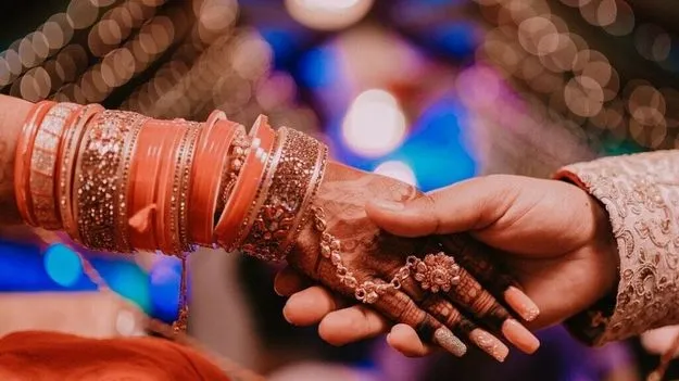 wedding Drama: ఆమె నా ప్రియురాలు పెళ్లాపండి