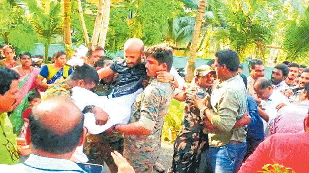 తారాస్థాయికి పెద్దింట్లమ్మ ఆలయ వివాదం