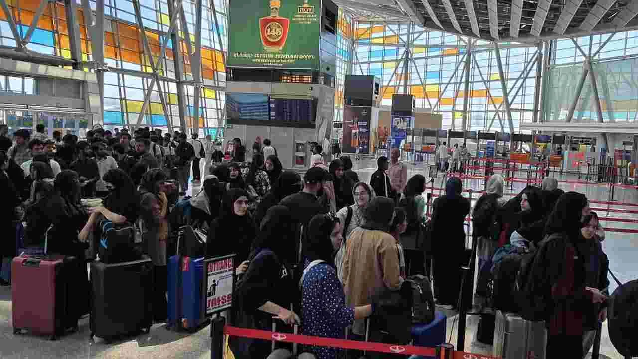 Operation Sindhu: అపరేషన్ సింధు షురూ..ఇరాన్‌లో చిక్కుకుపోయిన భారతీయుల తరలింపు
