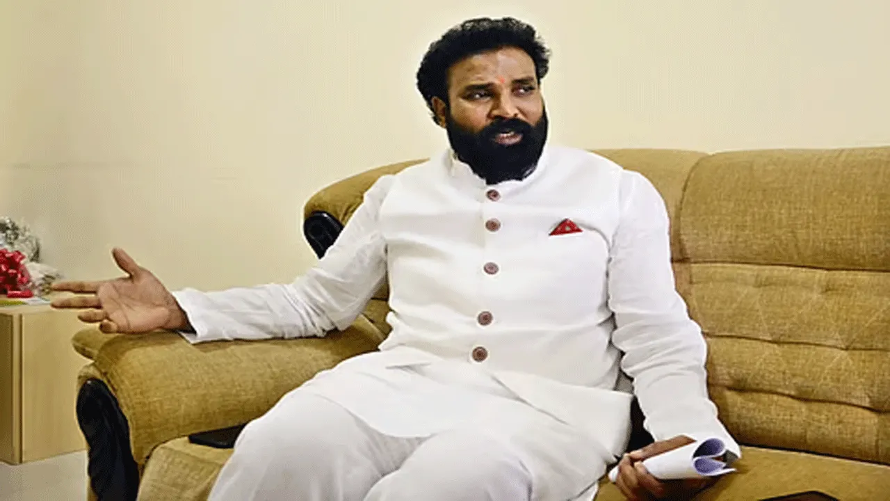 Sri Ramulu: ముఖ్యమంత్రిని మార్చే పనిలో కాంగ్రెస్‌ నేతలు బిజీ..