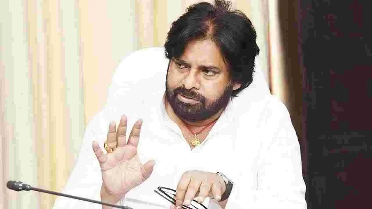  Pawan Kalyan: పవన్ కల్యాణ్‌పై అనుచిత పోస్టులు.. ముగ్గురు అరెస్ట్