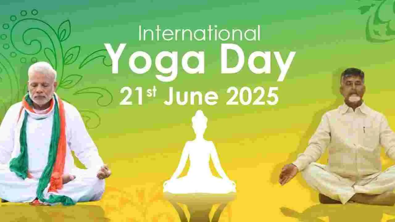 Yogandhra 2025: విశాఖ చేరుకున్న ప్రధాని నరేంద్ర మోదీ