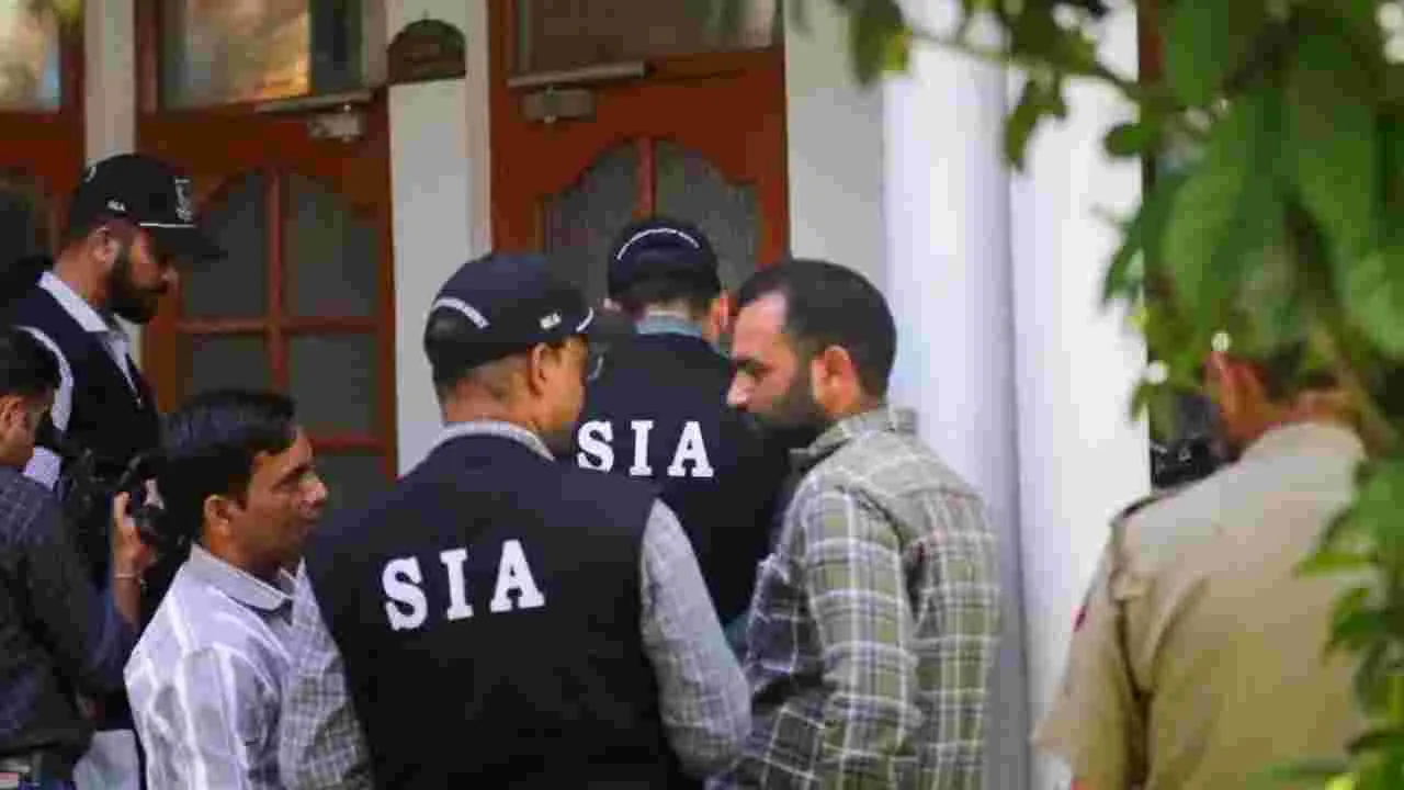 SIA: హిజ్బుల్‌ అధినేత సహా 11 మందిపై చార్జిషీట్‌