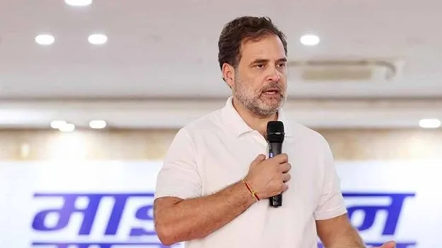 EC vs Rahul Gandhi: వెనక్కి తగ్గని రాహుల్.. ఈసీ ముందు రెండు డిమాండ్లు