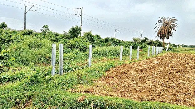 Farmers' issues : ఆ రైతులకు ‘రైల్వే’ కష్టాలు