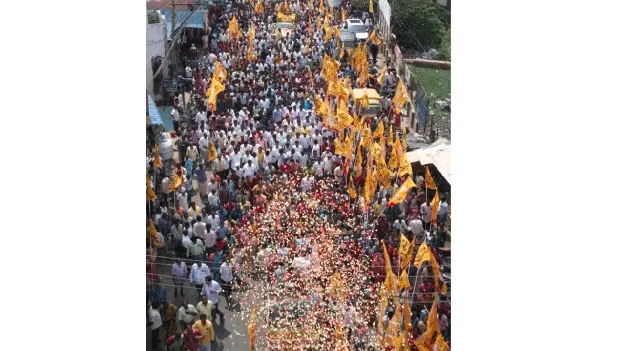 విజయోత్సవ ర్యాలీ 