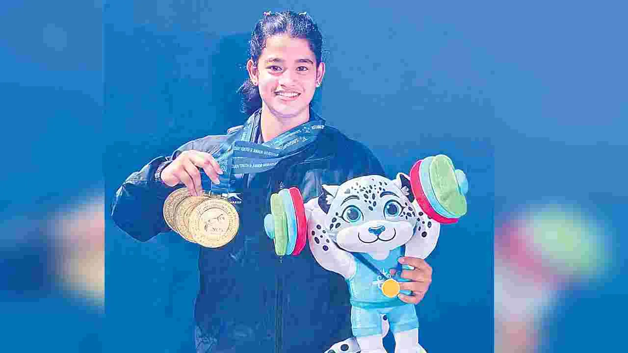 Bhavani Reddy: ఆసియా వెయిట్‌ లిఫ్టింగ్‌లో భవానికి పసిడి