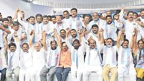 BC Leaders: బీసీలను మోసగించాలని చూస్తే ఉద్యమిస్తాం